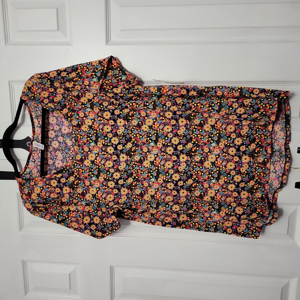 Floral Classic T